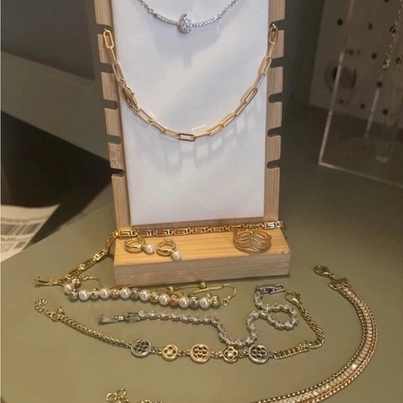 70 Piece Jewelry Collection 18k Gold Plated - Picture 10 of 10